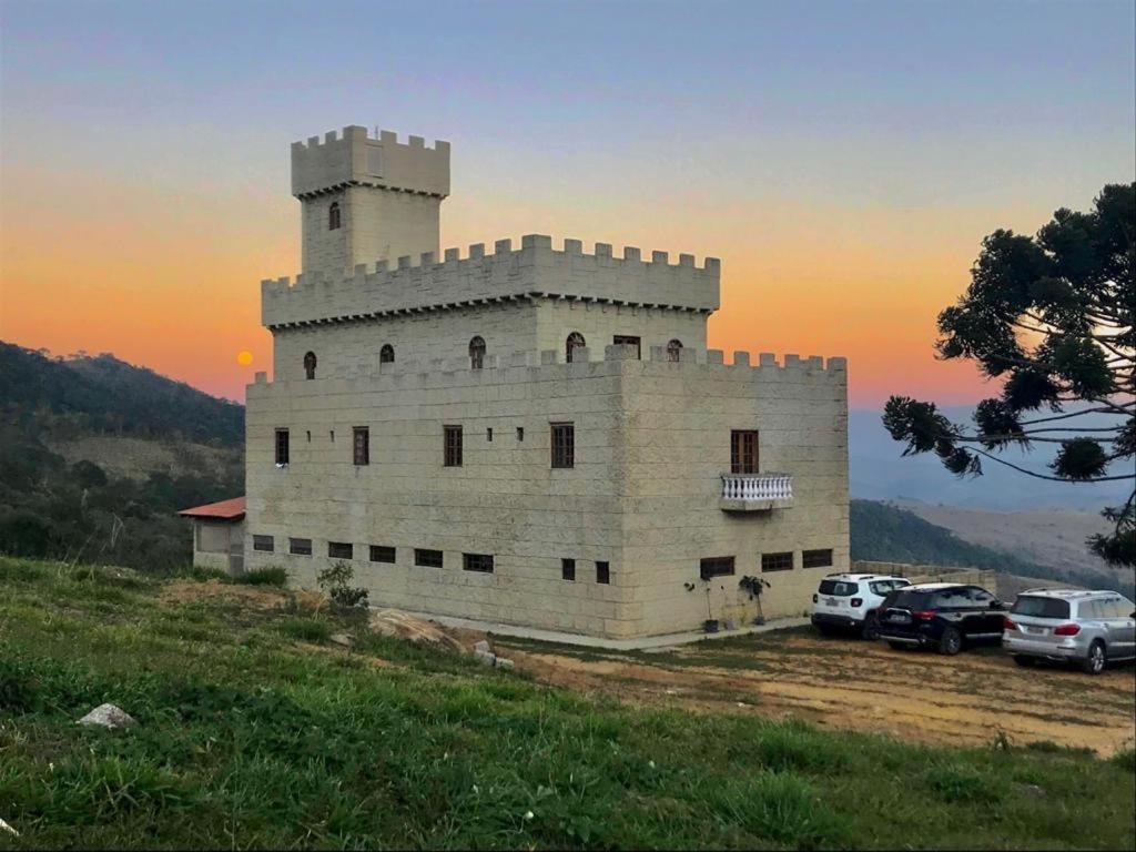 Hotel Fazenda Castelo Santa Clara Lavrinhas Exteriör bild